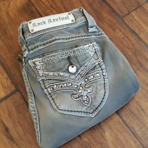27 skinny charcoal gray ROCKS